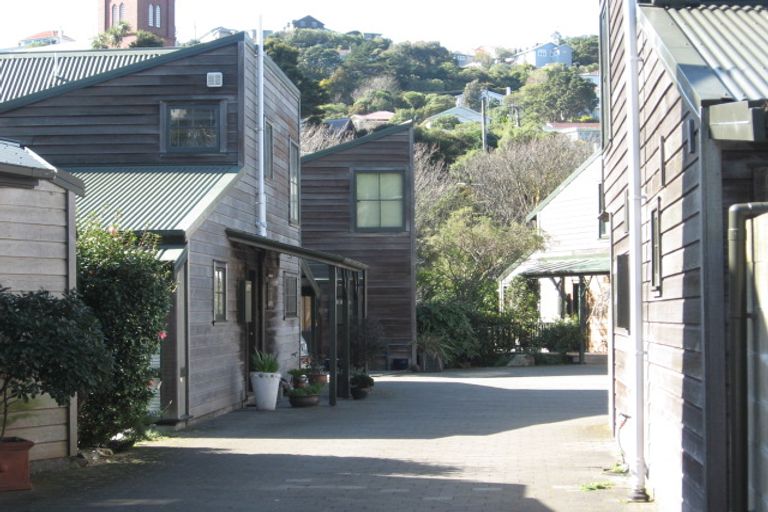 Photo of property in 11 Waikowhai Street, Ngaio, Wellington, 6035