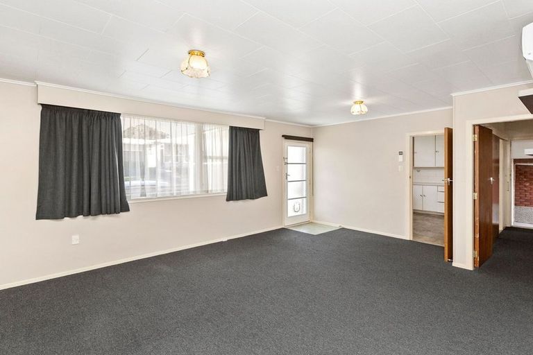 Photo of property in 2/67 Young Street, New Plymouth, 4310