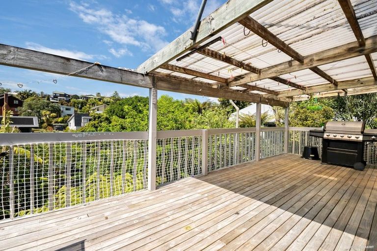 Photo of property in 59 Hebron Road, Waiake, Auckland, 0630
