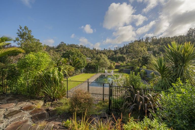 Photo of property in 5 Rewa Rewa Valley, Tairua, 3508