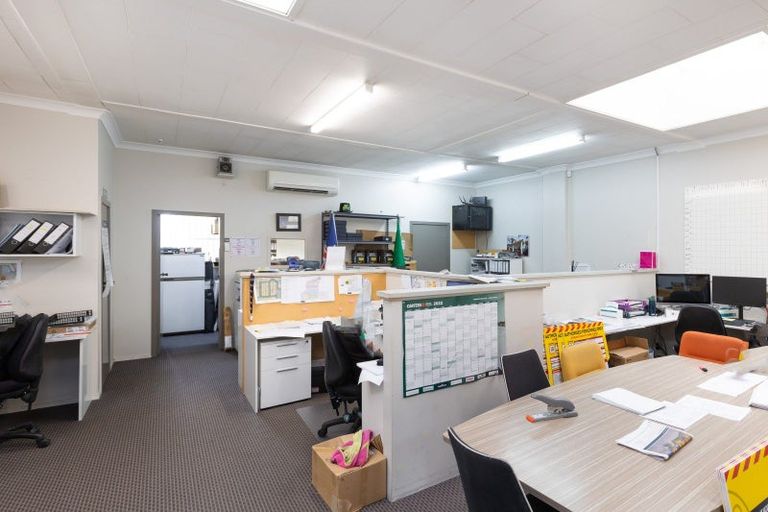 Photo of property in 308a Queen Sh25 Street, Thames, 3500