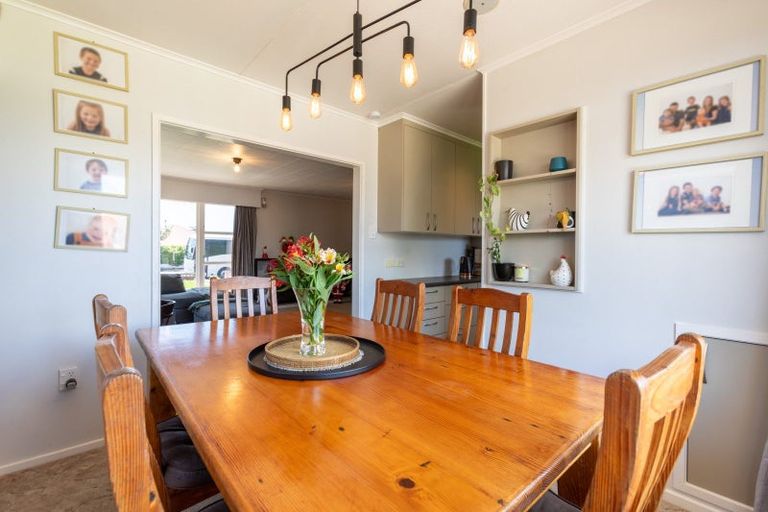 Photo of property in 25 Victoria Avenue, Dannevirke, 4930