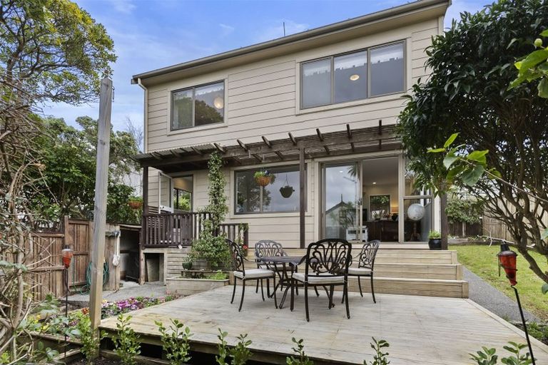 Photo of property in 4/15 Roseberry Avenue, Birkenhead, Auckland, 0626