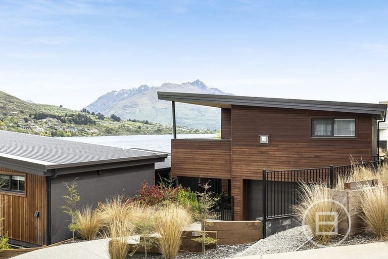 Photo of property in 13 Livingstone Lane, Frankton, Queenstown, 9300