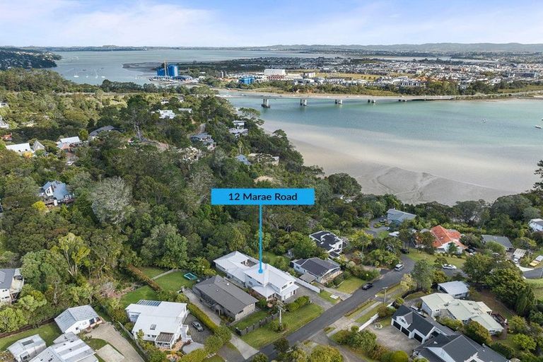 Photo of property in 12 Marae Road, Greenhithe, Auckland, 0632