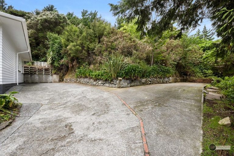 Photo of property in 113 Coast Road, Wainuiomata, Lower Hutt, 5014