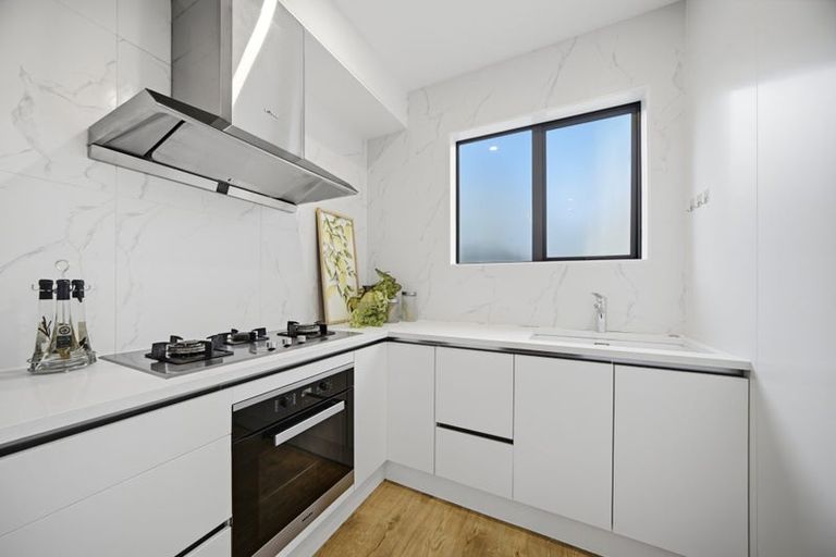 Photo of property in 5 Luff Place, Long Bay, Auckland, 0630