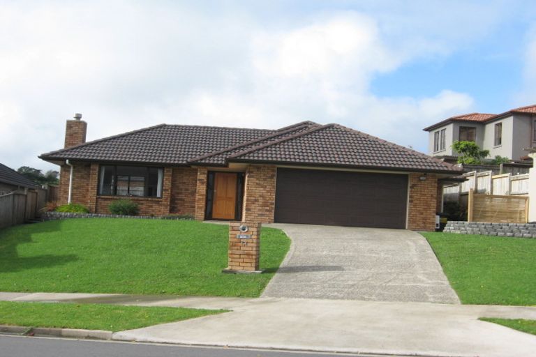 Photo of property in 73 Mt Lebanon Crescent, The Gardens, Auckland, 2105