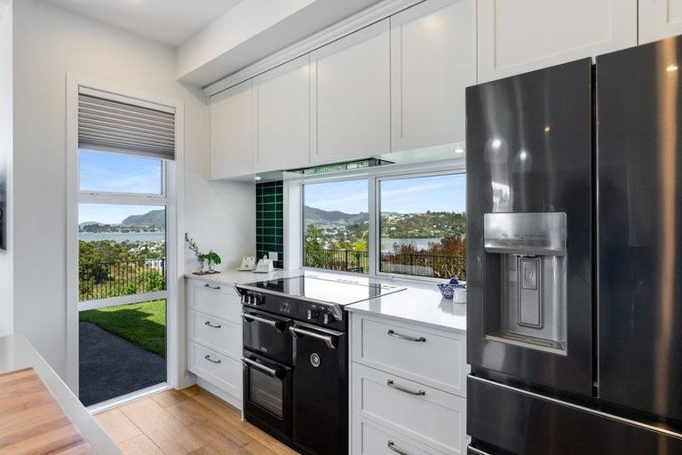 Photo of property in 17 Azimuth Road, Tairua, 3508
