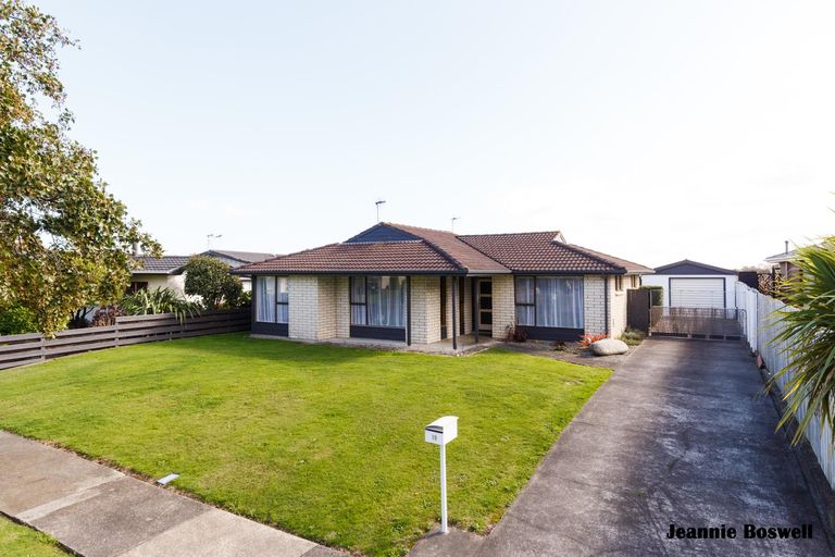Photo of property in 100a Linton Street, West End, Palmerston North, 4410