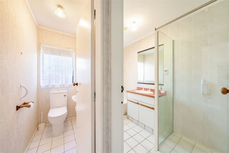 Photo of property in 2/60 Garden Road, Avalon, Lower Hutt, 5011