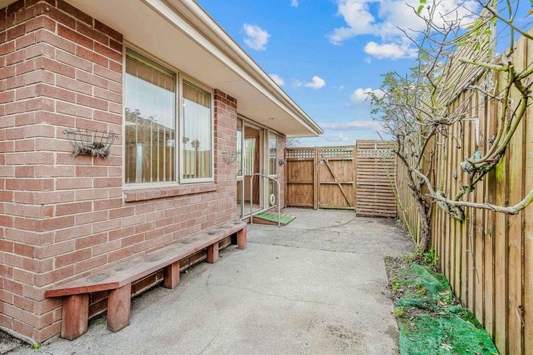 Photo of property in 1/37 Oakhampton Street, Hornby, Christchurch, 8042