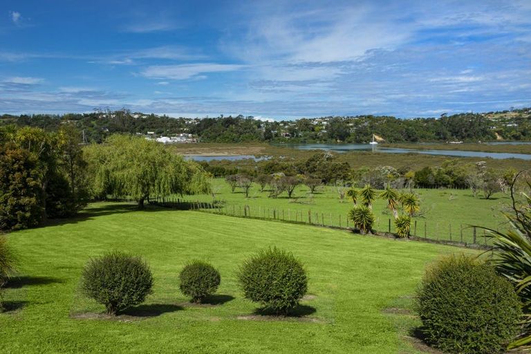 Photo of property in 174 Lennon Access Road, Stillwater, Silverdale, 0993