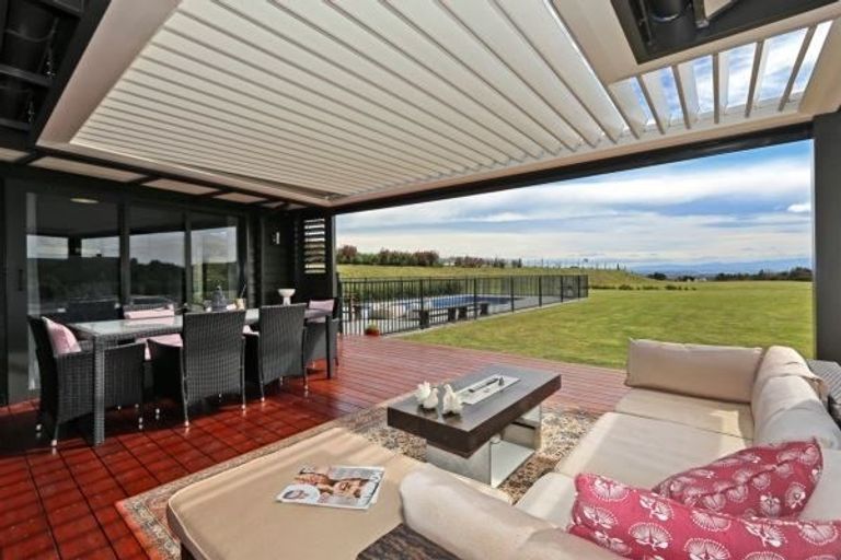 Photo of property in 6 Kempton Park Lane, Havelock North, 4130