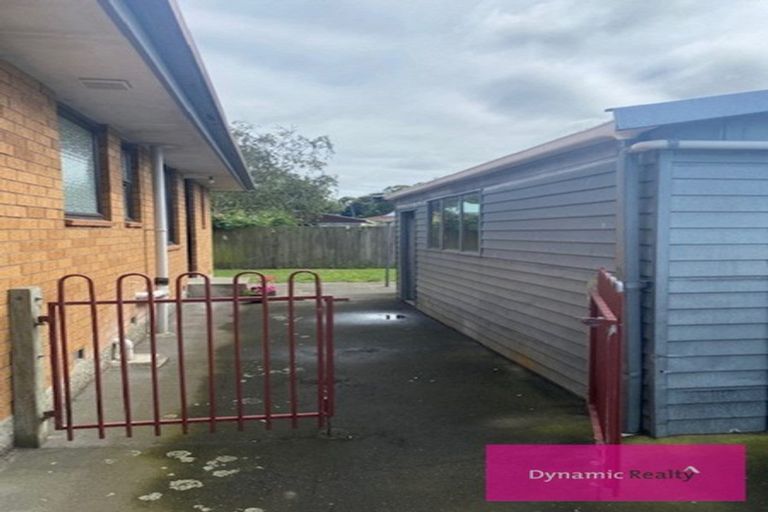 Photo of property in 2/19 Raymond Road, Bromley, Christchurch, 8062