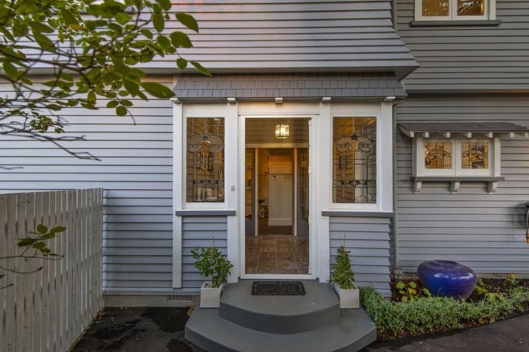 Photo of property in 1 Heaton Street, Merivale, Christchurch, 8052