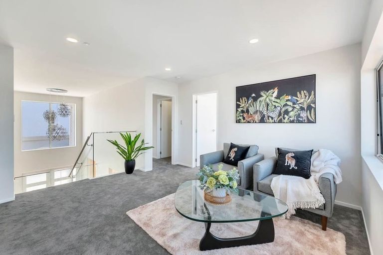 Photo of property in 116b Hepburn Road, Glendene, Auckland, 0602