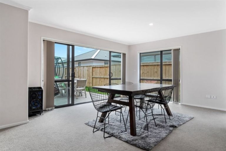 Photo of property in 6 Rotomanu Place, Pyes Pa, Tauranga, 3112