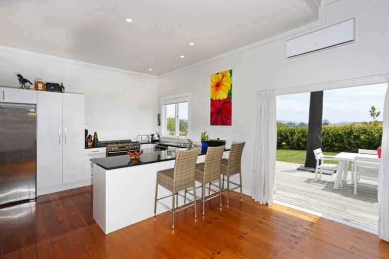 Photo of property in 521 Clevedon Kawakawa Road, Clevedon, 2585