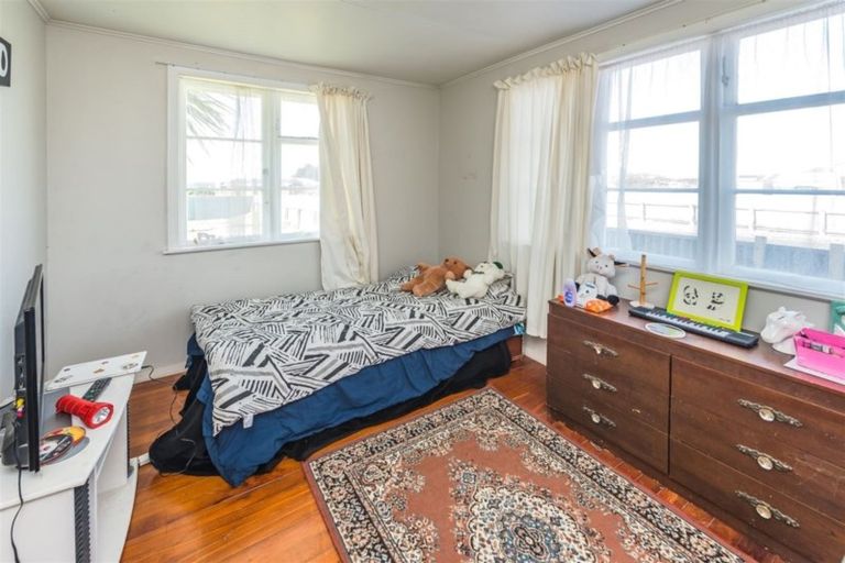 Photo of property in 38 Matipo Street, Castlecliff, Whanganui, 4501