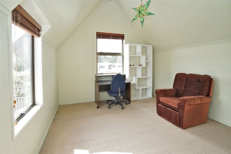 Photo of property in 92 Glen Lynne Avenue, Queenwood, Hamilton, 3210