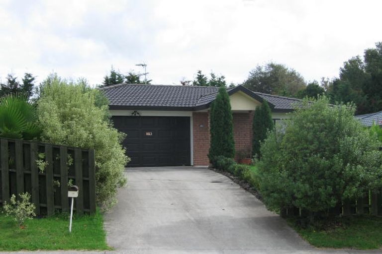 Photo of property in 13 Ferngrove Avenue, Ranui, Auckland, 0612