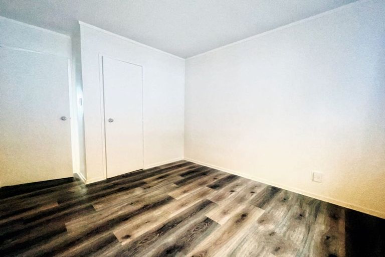 Photo of property in 24 Volante Avenue, Wattle Downs, Auckland, 2103