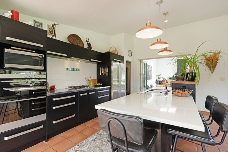 Photo of property in 33 Arcus Road, Te Horo, Otaki, 5582