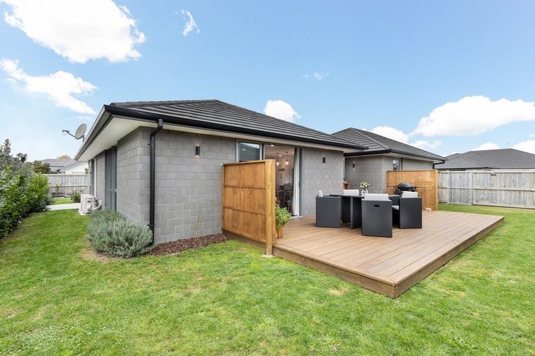 Photo of property in 2 Dyer Lane, Cambridge, 3434