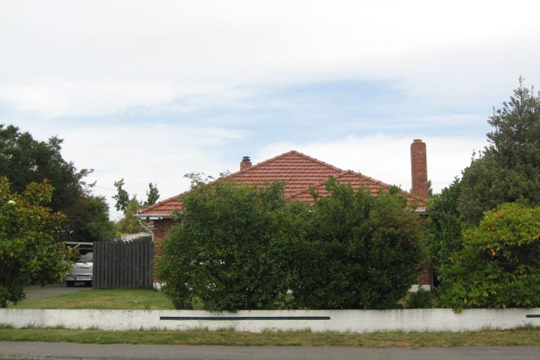 Photo of property in 210 Weston Road, St Albans, Christchurch, 8052