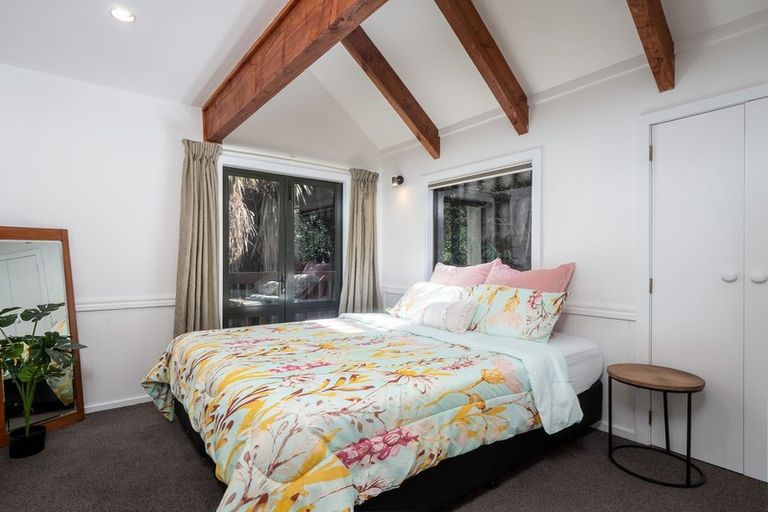 Photo of property in 16 Maxwell Place, Queenstown, 9300