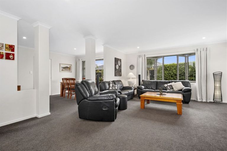 Photo of property in 31 Leet Crescent, Papamoa Beach, Papamoa, 3118