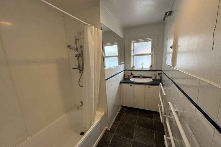 Photo of property in 43 Totara Street, Wainuiomata, Lower Hutt, 5014