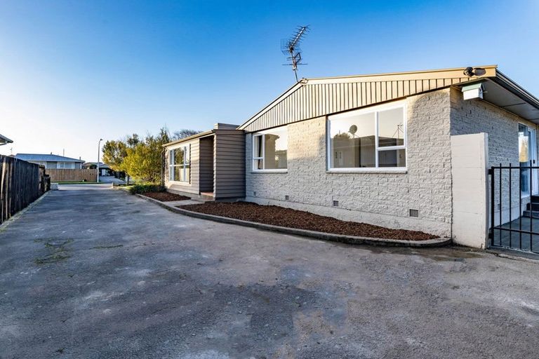 Photo of property in 7 Cottonwood Street, Parklands, Christchurch, 8083