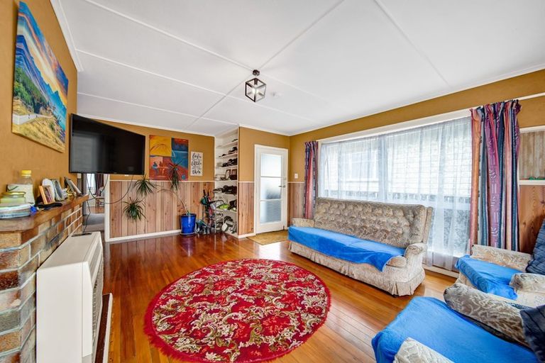 Photo of property in 6 Grey Street, Hawera, 4610