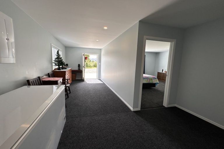 Photo of property in 43 Carrs Road, Urenui, 4377