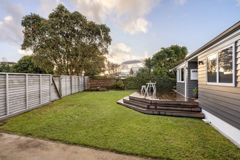 Photo of property in 33 Upland Street, Brookfield, Tauranga, 3110