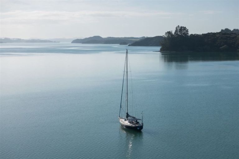 Photo of property in 860 Purerua Road, Te Ti Mangonui, Kerikeri, 0294