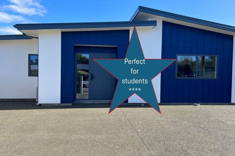 Photo of property in 1 Clonbern Place, Upper Riccarton, Christchurch, 8041