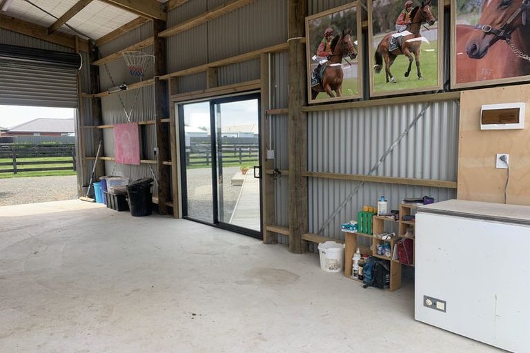 Photo of property in 34 Union Street, Winton, 9720