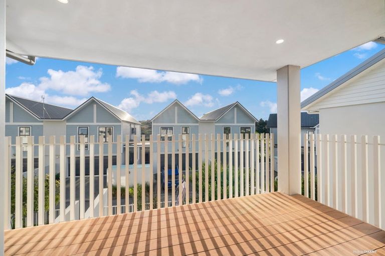 Photo of property in 6 Moores Road, Silverdale, 0932