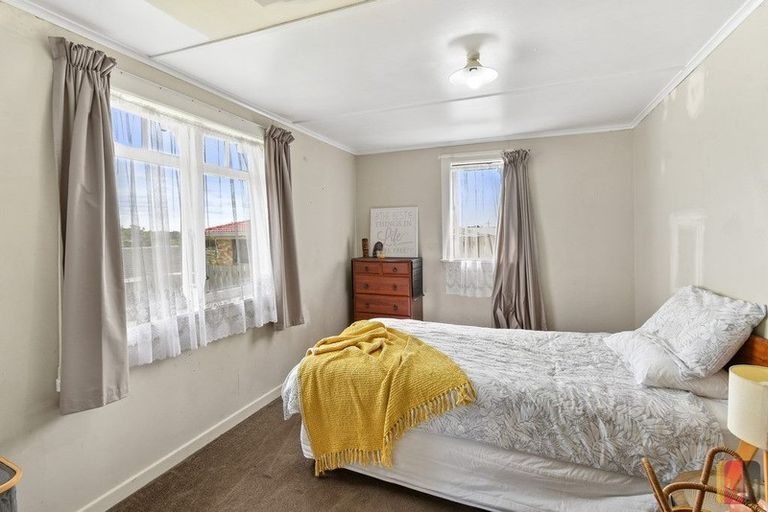 Photo of property in 15 Duke Street, Papakura, 2110