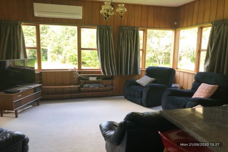 Photo of property in 74 Durie Vale Road, Durie Hill, Whanganui, 4500