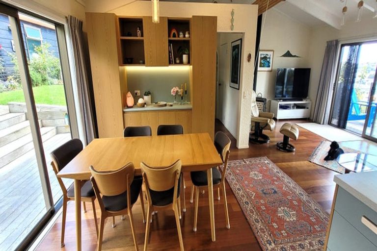 Photo of property in 239a Bellevue Road, Bellevue, Tauranga, 3110