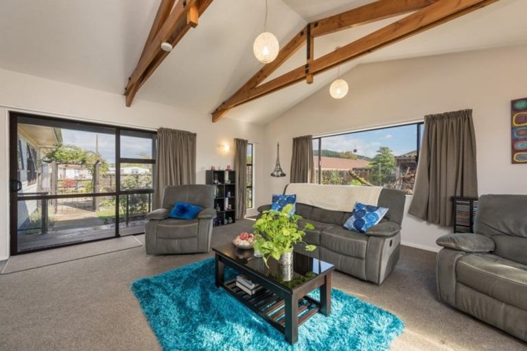 Photo of property in 24 Martin Avenue, Wakefield, 7025