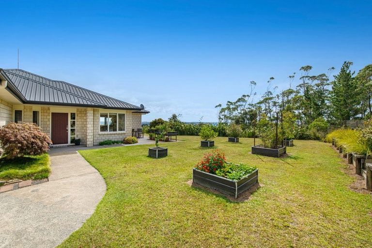 Photo of property in 155 West Road, Kaukapakapa, 0873