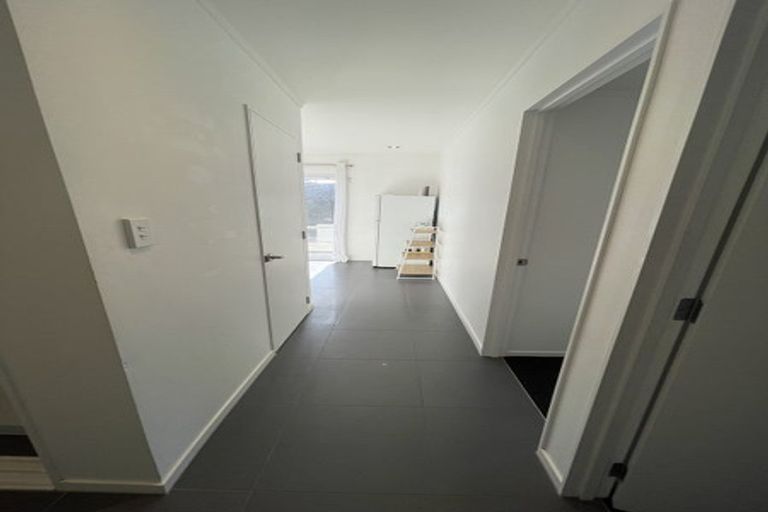 Photo of property in 2/63 Langana Avenue, Browns Bay, Auckland, 0630