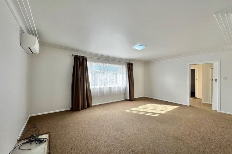 Photo of property in 30 Harwood Crescent, Otara, Auckland, 2023