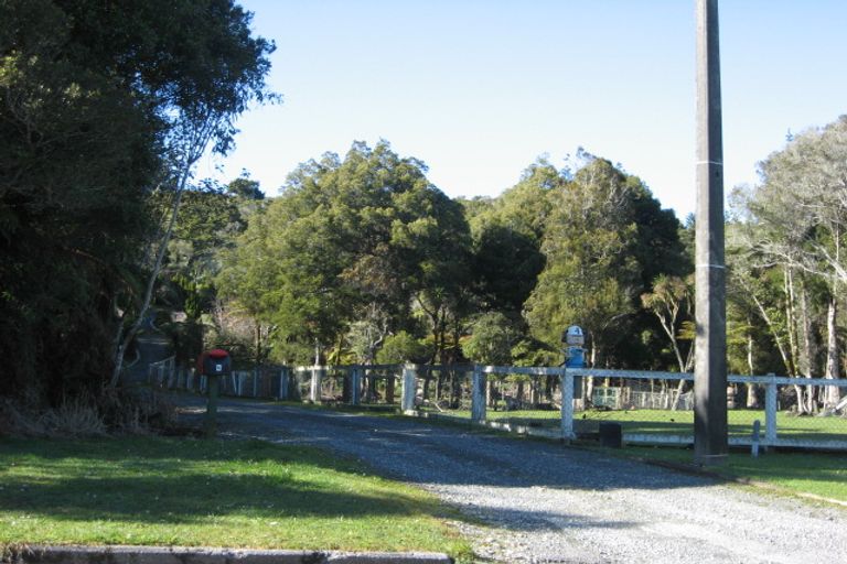 Photo of property in 8 Fern Valley Road, Paroa, Greymouth, 7805