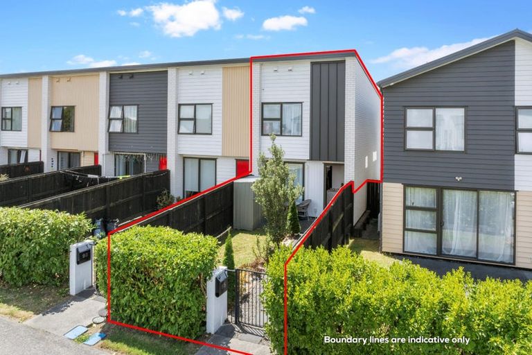 Photo of property in 95 Battalion Drive, Papakura, 2110
